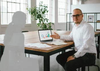 Stáž v marketingu: prostor pro studenty nebo nadšence, kteří se chtějí učit.
